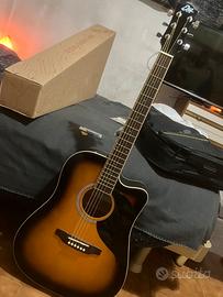 Chitarra acustica