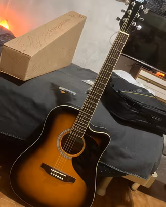 Chitarra acustica