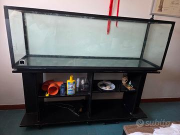 Acquario 300 litri con mobile