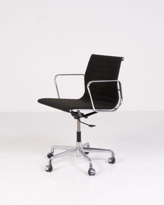 Sedia design ufficio - Eames, Ray Eames EA117