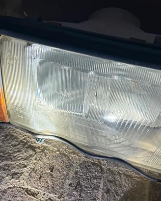 Fanali anteriori Volvo 240