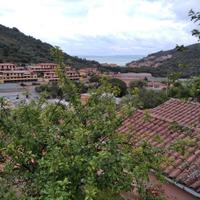 Rustico con terreno a Porto S. Stefano