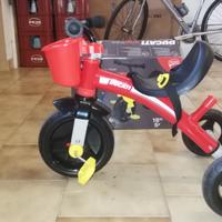 Triciclo Ducati
