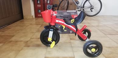 Triciclo Ducati
