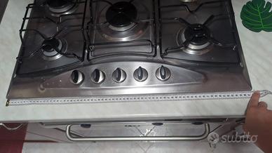 Piano cottura 5 fuochi Whirlpool