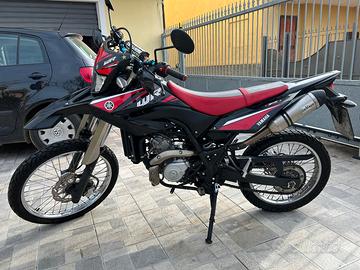 Yamaha WR 125 - 2011