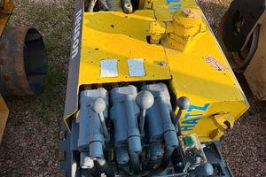 M15 Rullo vibrante dentato per terre armate