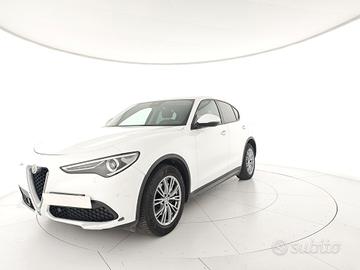 Alfa Romeo Stelvio 2.2 Turbodiesel 190 CV AT8 Q4 B