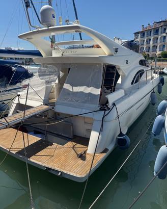 Ferretti 430