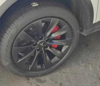 Tesla Model X set 4 pneumatici + 4 cerchi lega 20"