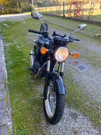 Moto Benelli 400