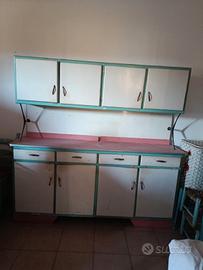Credenza anni 50/60 .