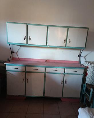 Credenza anni 50/60 .