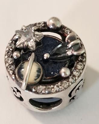 Pandora Charm  Viaggio nello Spazio