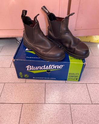 Blundstone nere