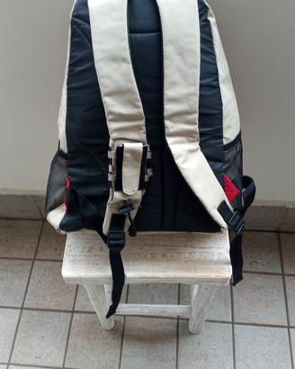 Zaino /25 L Pari al nuovo.
