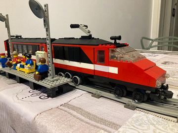 Lego 7745 High speed city passenger train 1985