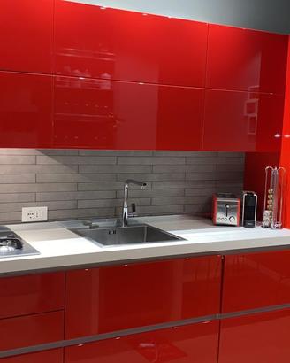 Cucina VENETA CUCINE rosso laccato