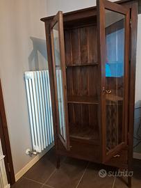 vetrinetta in legno e vetro 