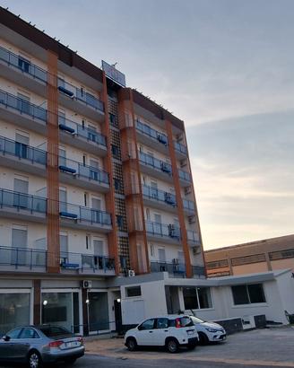 Bilocali Nuovi arredati con terrazzo e parcheggio