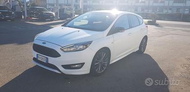 Ford Focus ST Line
