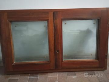 Finestra legno