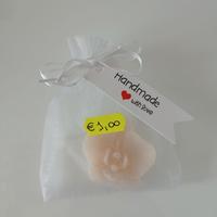 Candela a forma di orchidea 