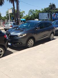 Permuto con BMW 520 con tetto apribile