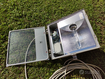 Faro con luce da 400watt