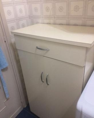 armadietto da bagno