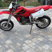 Xr 650 r doppia omologazione