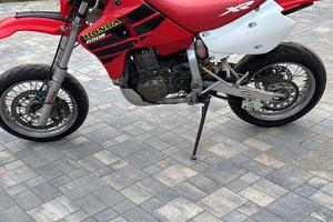 Xr 650 r doppia omologazione