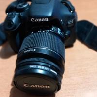 macchina fotografica Canon EOS 600D