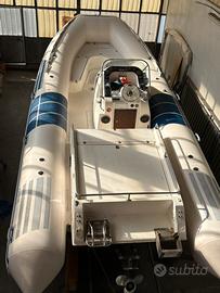 Gommone Alson 750 entrofuoribordo