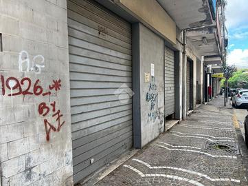 NEGOZIO A CASORIA