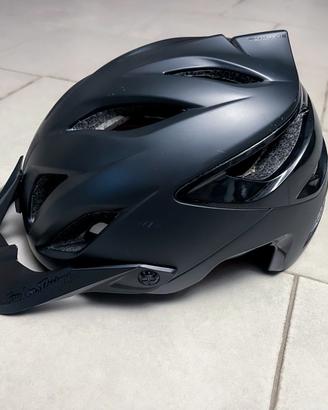 Casco troy lee designs TLD A3 mips