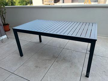 Tavolo in alluminio da esterno