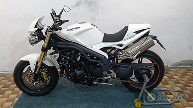 Triumph Speed triple 1050