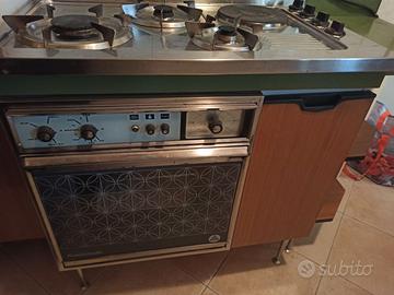 Cappa e forno vintage