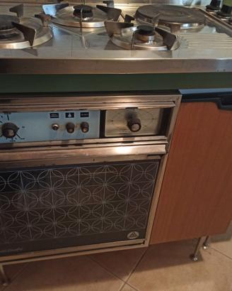 Cappa e forno vintage