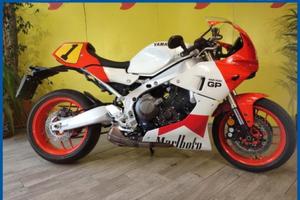 YAMAHA XSR 900 GP