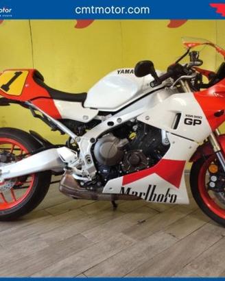 YAMAHA XSR 900 GP