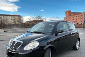 Lancia Ypsilon Ypsilon 1.4 8v Argento ecochic Gpl