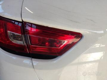 Fanale post sx int RENAULT CLIO del 2018