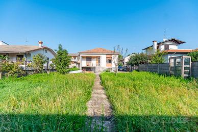 VILLA SINGOLA A UBOLDO