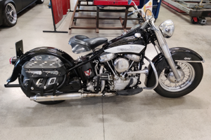 Harley Davidson panhead 1956 FL