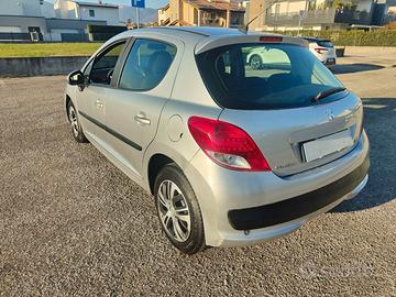 Peugeot 207 1,4 G..L. ( DISTRIBUZIONE FATTA )