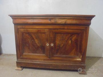 Credenza francese in noce dell'800