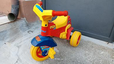 triciclo per bimbi