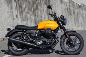 Moto Guzzi V7 III NUOVA SOLO 1700 km